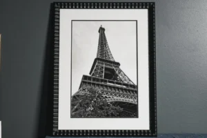 Framed Eiffel Tower art sketch in elegant minimalist frame